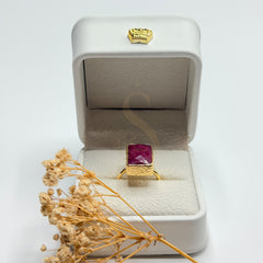 Natural ruby statement ring in a Sakinah presentation box, front view