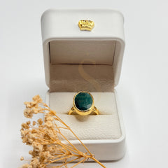 Natural green cat’s eye gold plated adjustable ring, front view