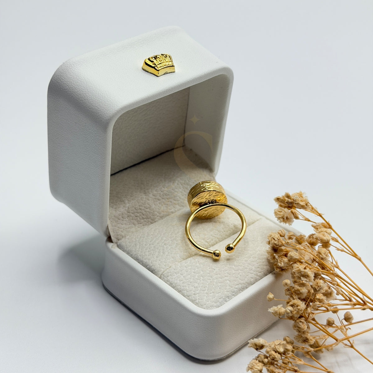 Green Banded Calcite natural stone ring showing the adjustable gold plated band