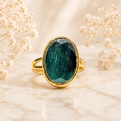 Natural Green Cat’s Eye Statement Ring