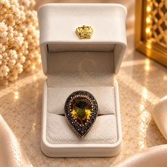Hurrem Sultan Zultanite ring, presented in a luxury Sakinah box