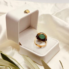 Back view of the medium green aqeeq stone and adjustable brass band