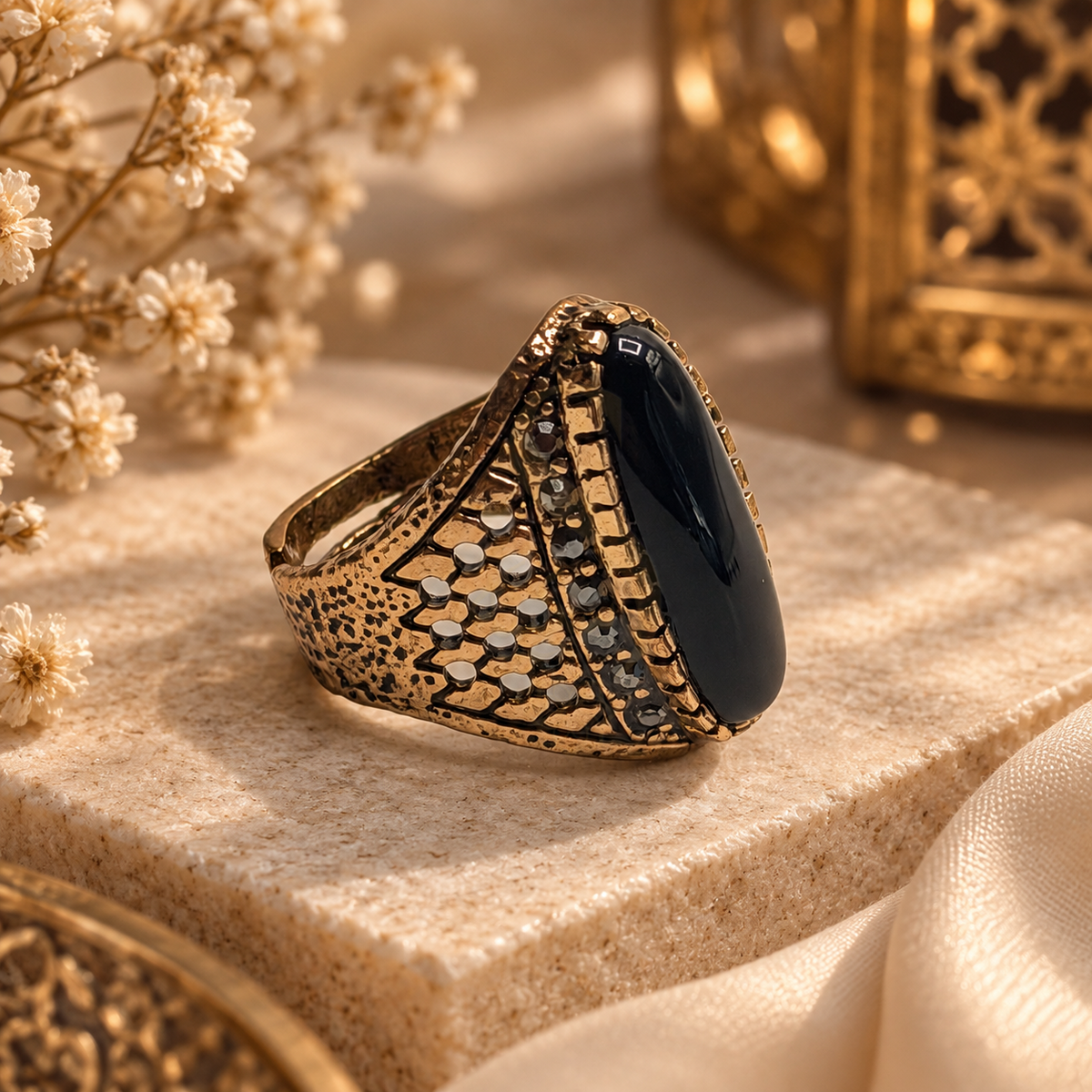Sefiya Sultan Black Aqeeq Ring - side view